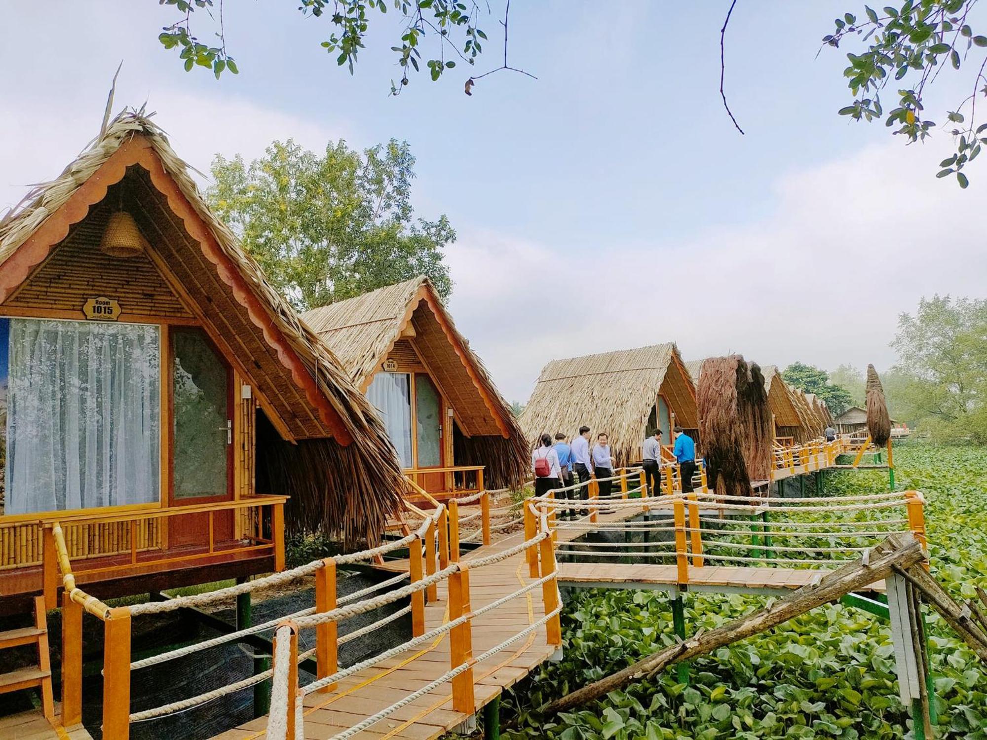 Coco Island Con Phung Hotel Ben Tre ภายนอก รูปภาพ